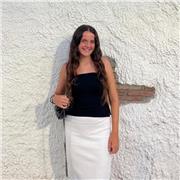 Profesora de apoyo en Primaria y ESO (todas las asignaturas, especial refuerzo en ciencias) y clases de piano y lenguaje musical.